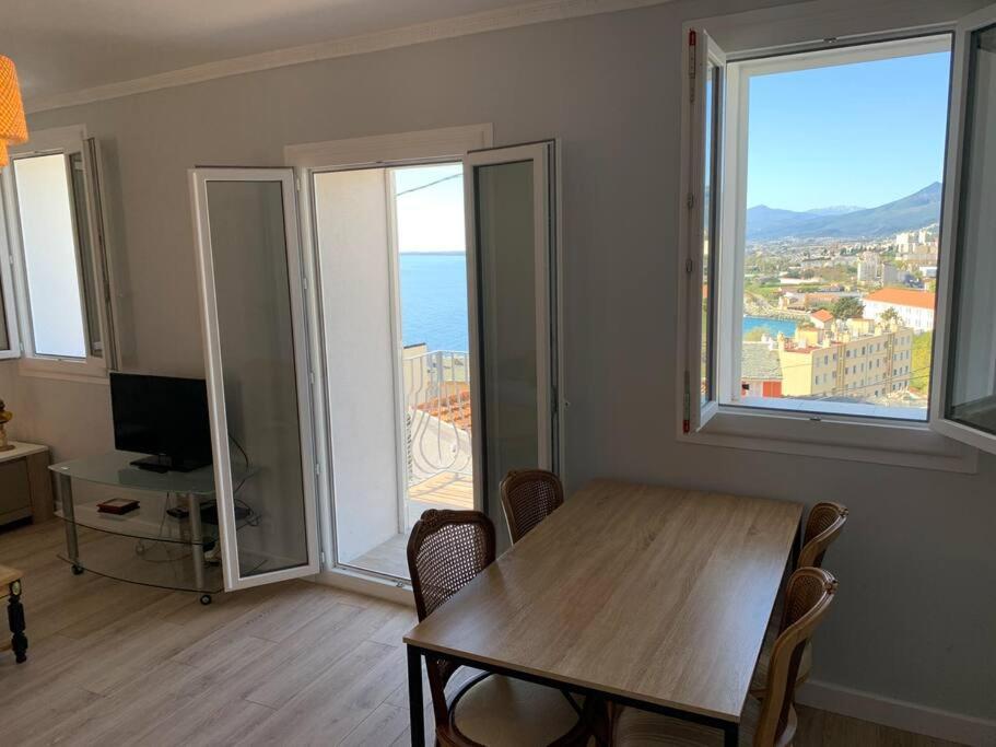 Magnifique Maison Avec Vue Mer Hauteur De Bastia Bastia  Esterno foto
